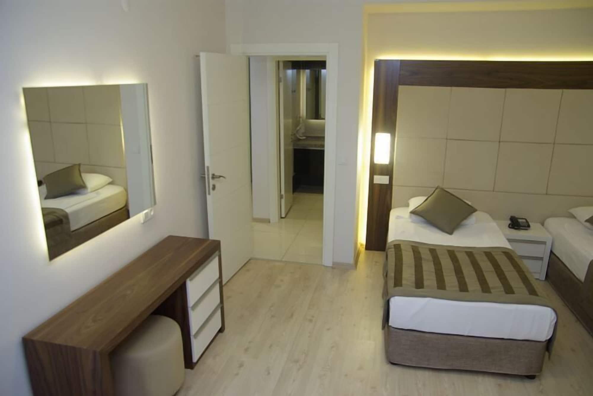 Delfino Apart Hotel Алания Экстерьер фото