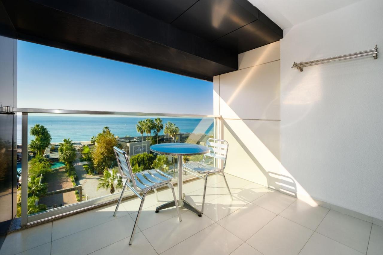 Delfino Apart Hotel Алания Экстерьер фото